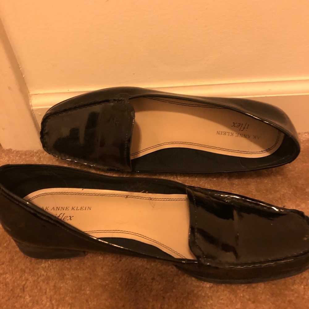 COPY - Anne Klein flex patent loafers size 10